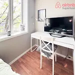 Big Kitchen Washing & Dryer Wi-Fi Home Feeling